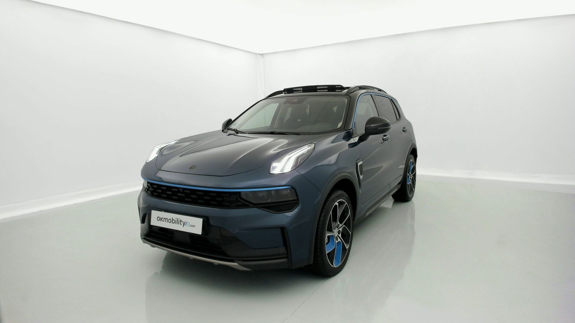 lynk&co 1 nv 1.5 PHEV 261 2022 blue 1