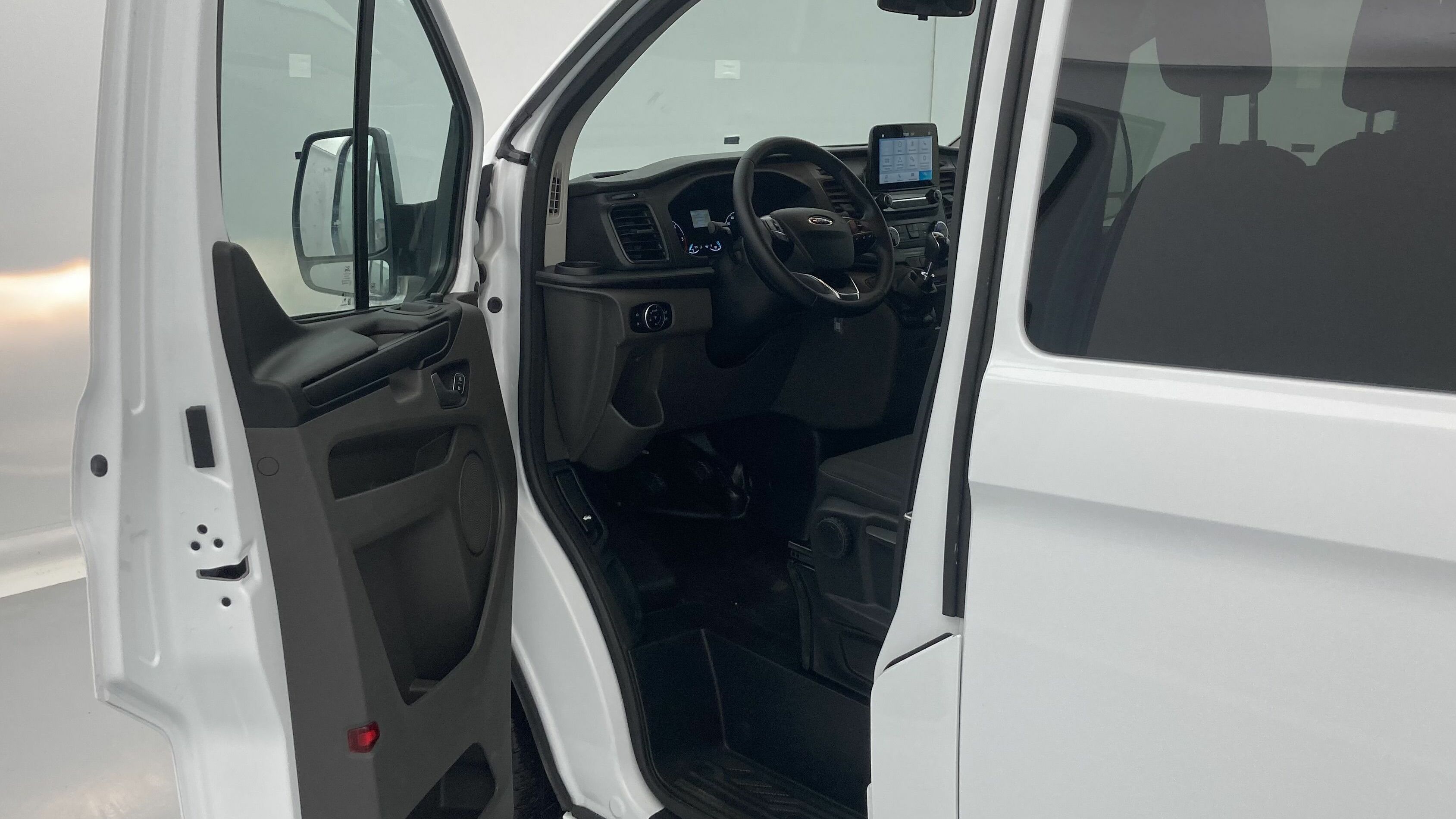ford transit custom trend l2h1 9pl 2.0 ECOBLUE 130 2023 frozen white 13