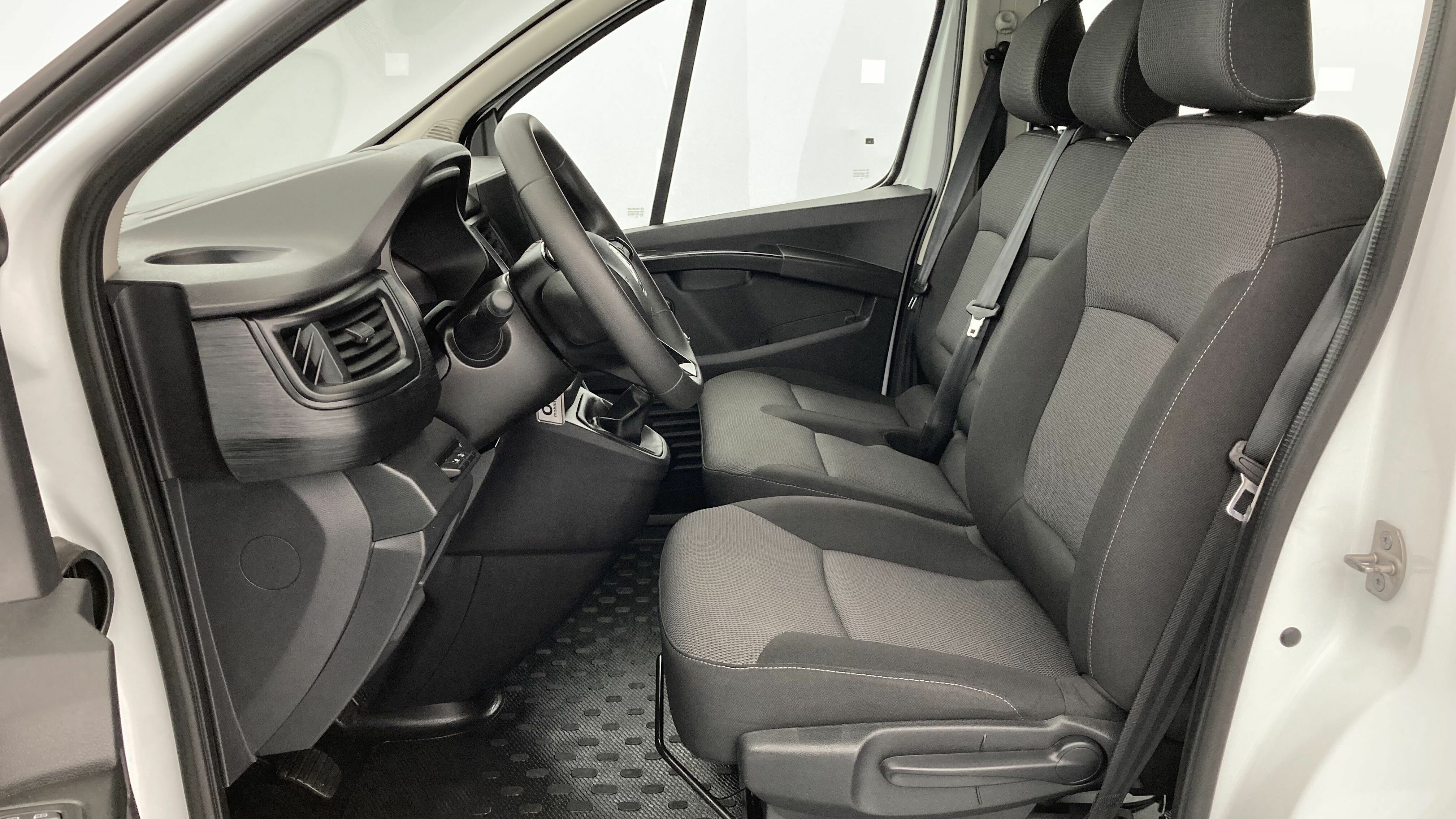 renault trafic l2 life 2.0 DCI 110 2022 weiss 14