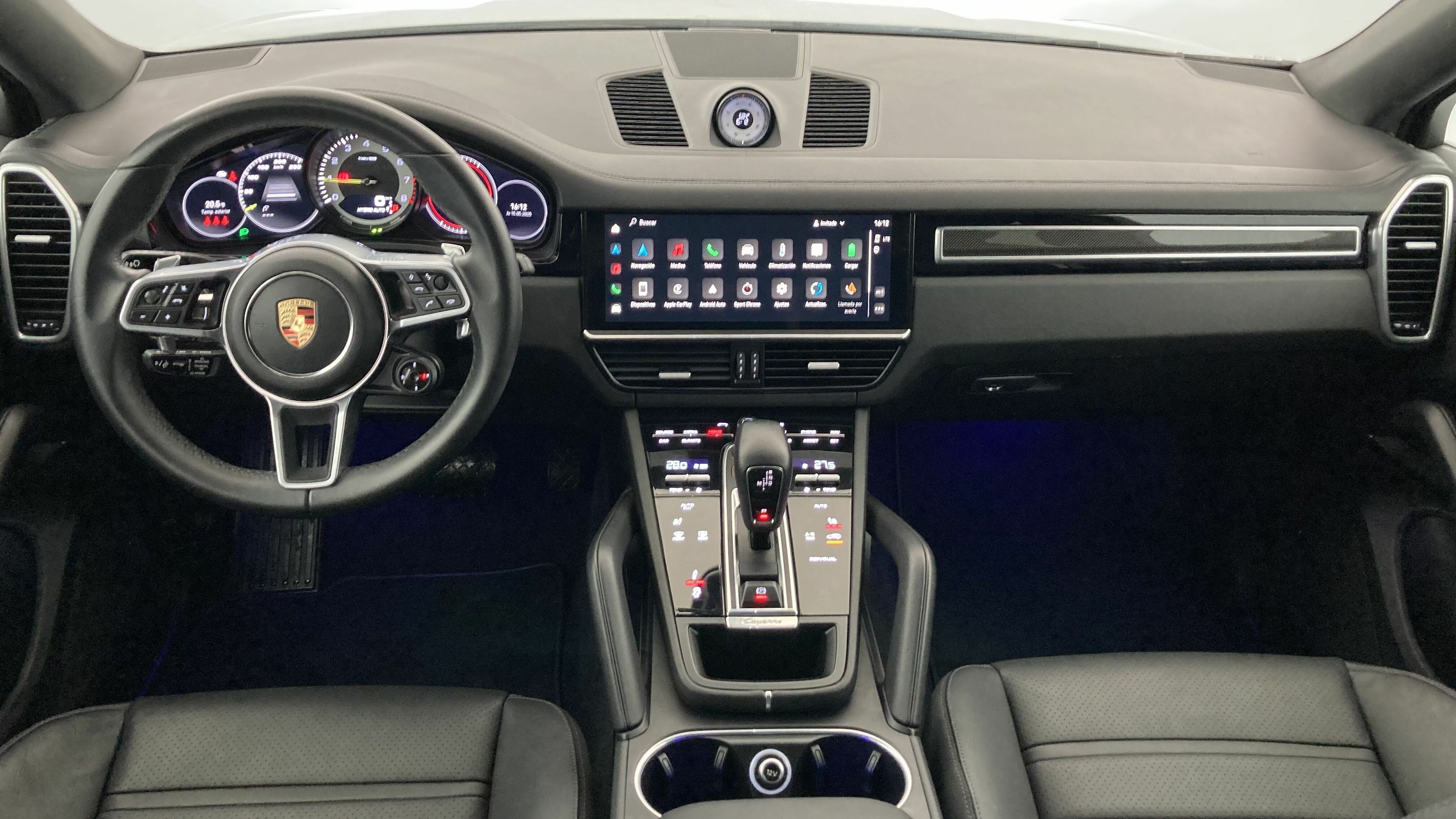 porsche cayenne coupe platinum edition 3.0 E-HYBRID 462 TIPTRONIC 2023 blanco carrara metalizado 16