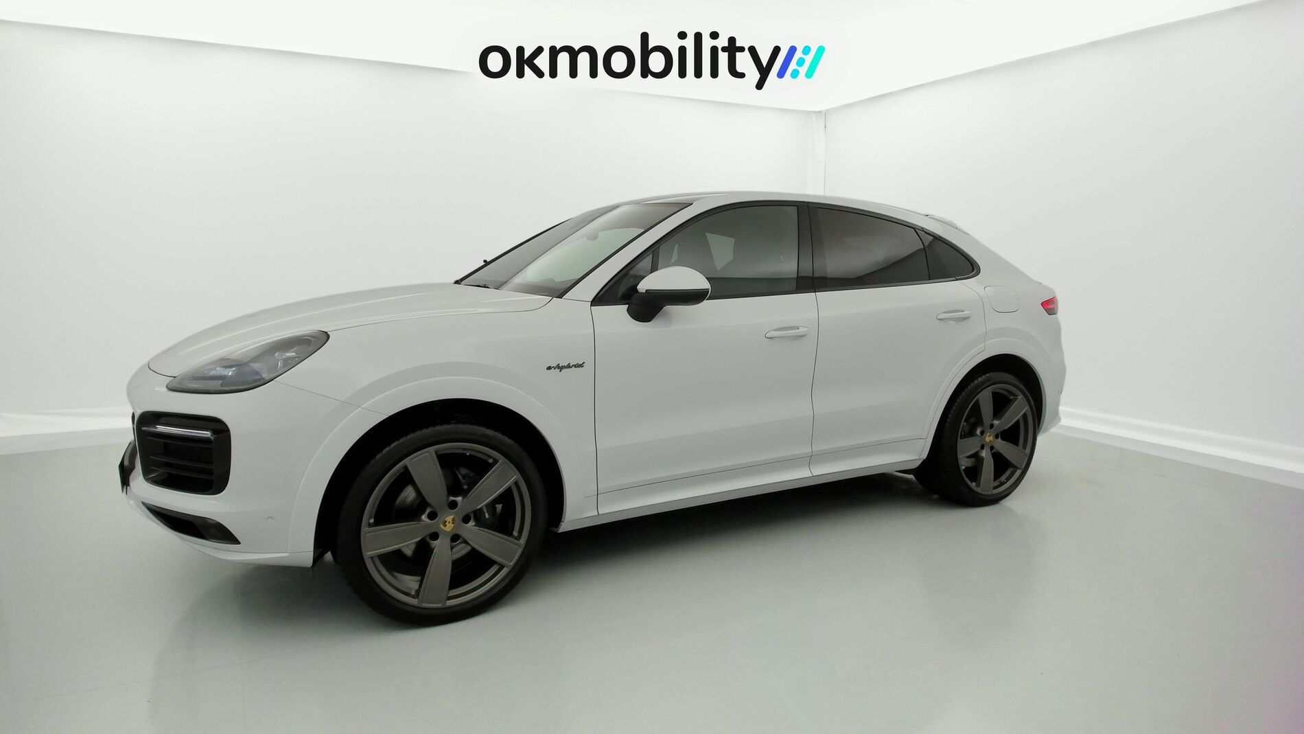 porsche cayenne coupe platinum edition 3.0 E-HYBRID 462 TIPTRONIC 2023 blanco carrara metalizado 5