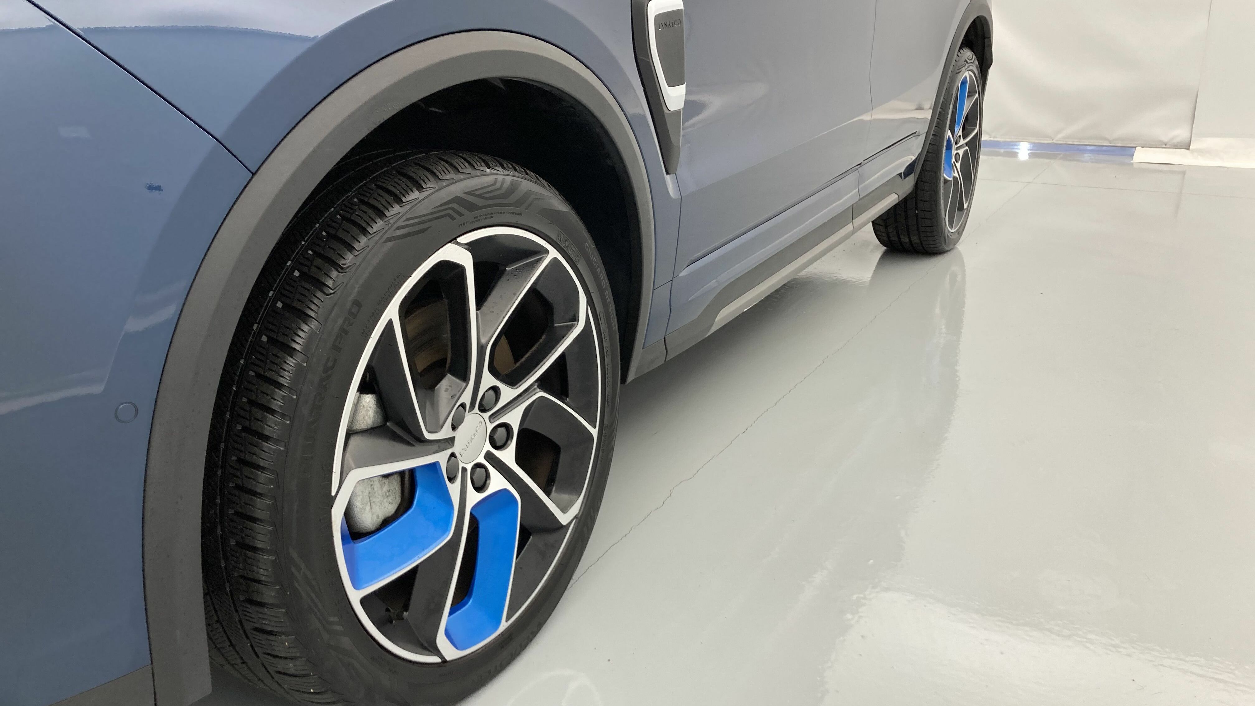 lynk&co 1 nv 1.5 PHEV 261 2022 blue 20