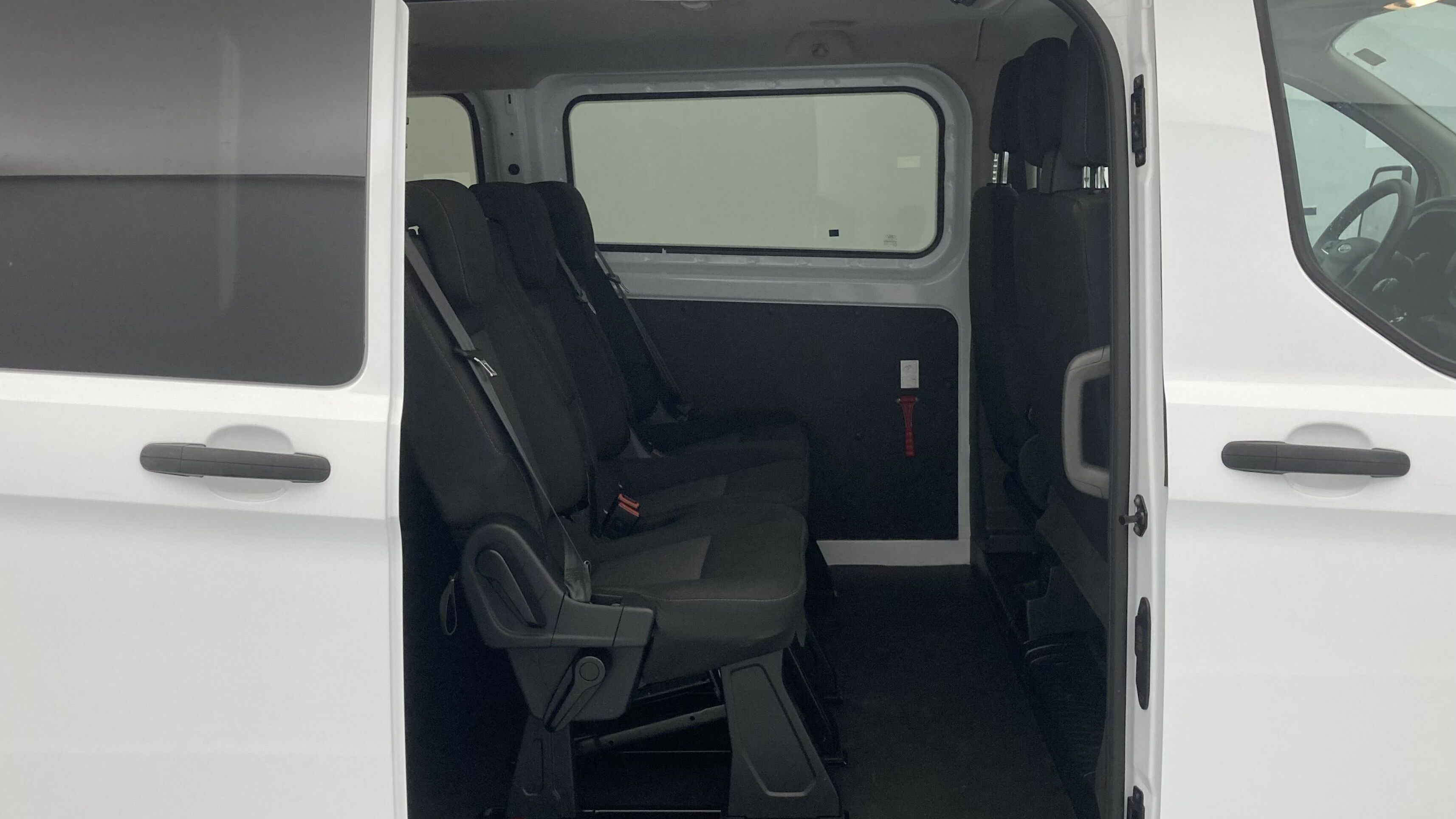 ford transit custom trend l2h1 9pl 2.0 ECOBLUE 130 2023 frozen white 21