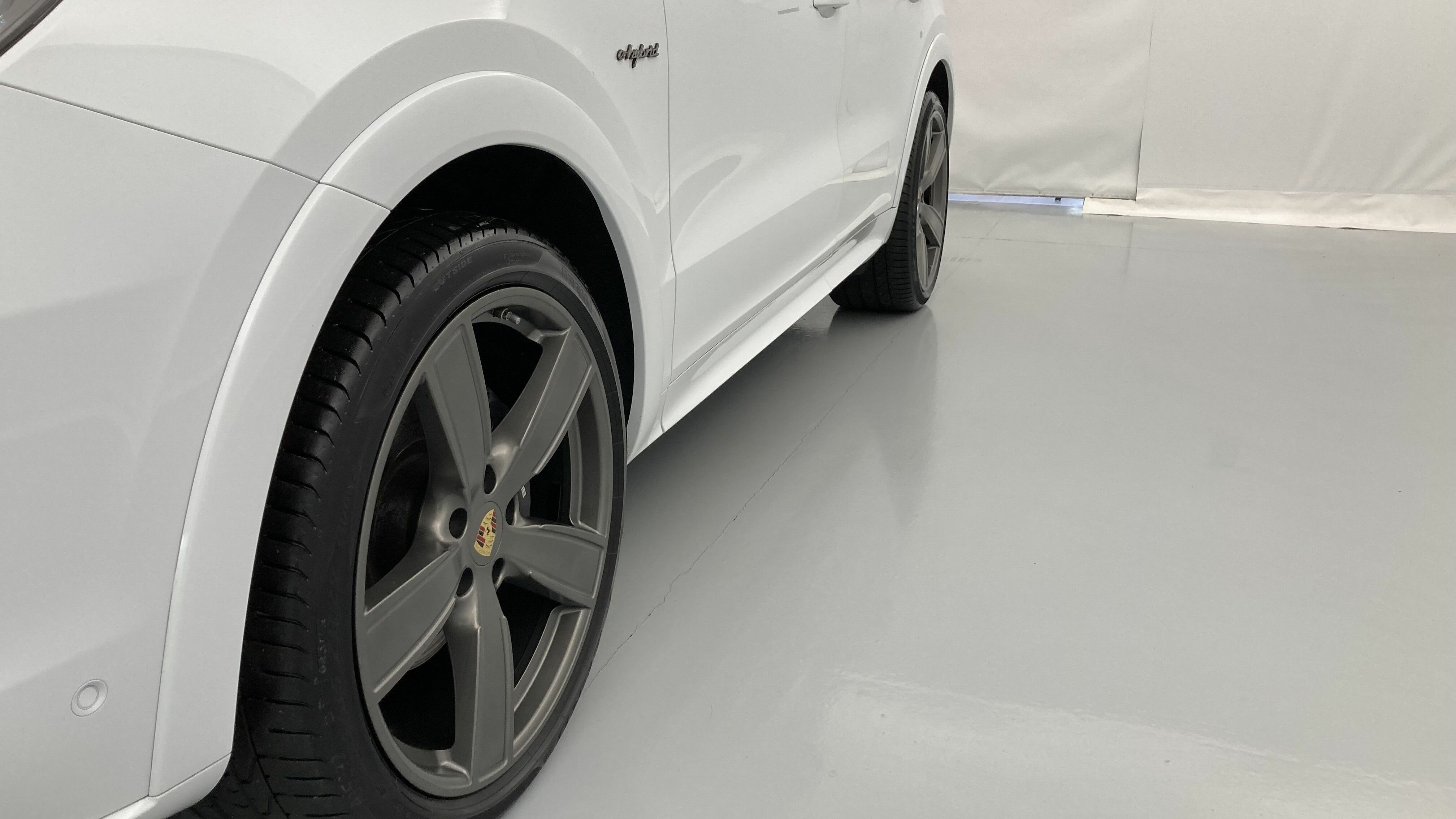 porsche cayenne coupe platinum edition 3.0 E-HYBRID 462 TIPTRONIC 2023 blanco carrara metalizado 26