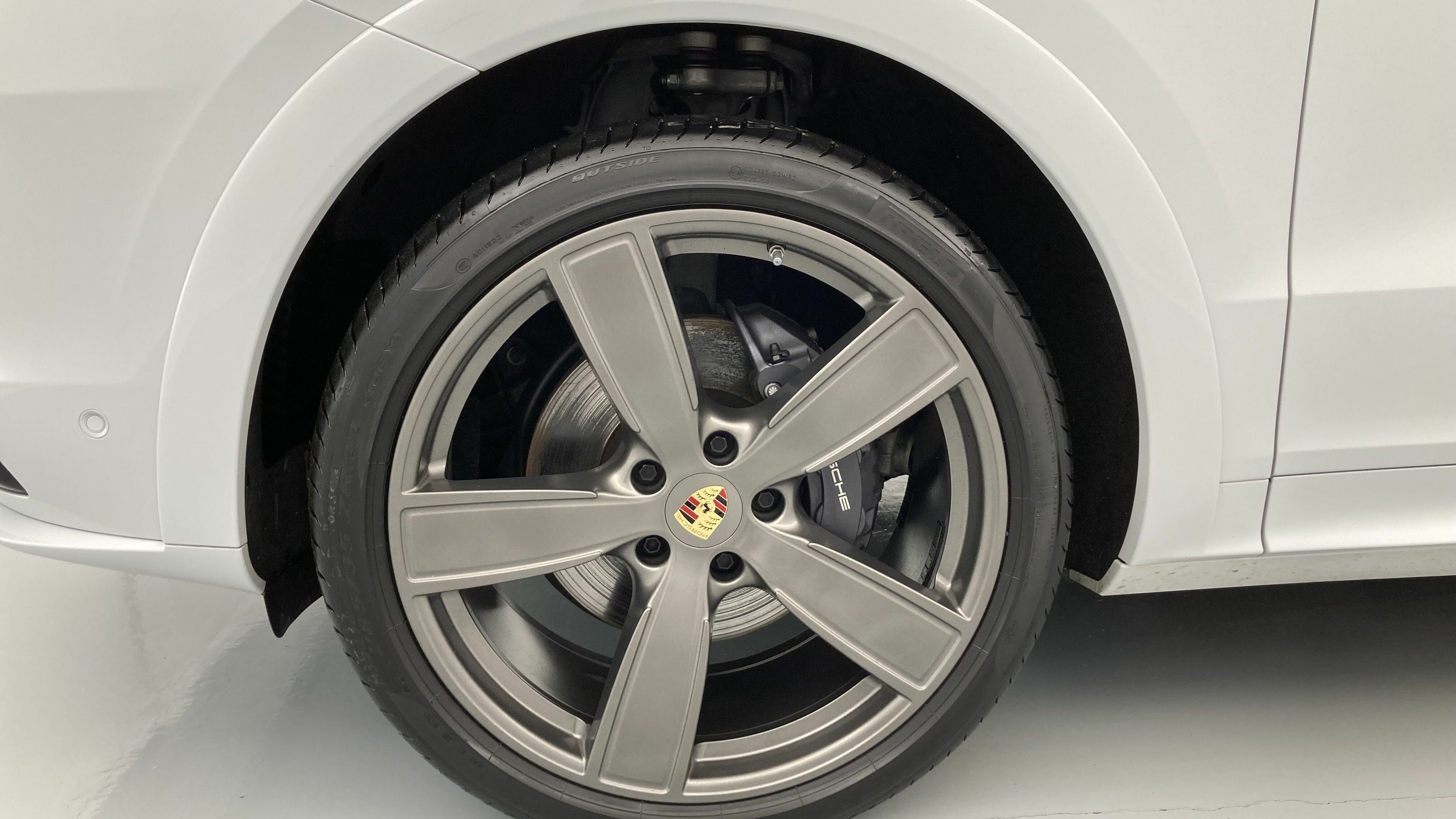 porsche cayenne coupe platinum edition 3.0 E-HYBRID 462 TIPTRONIC 2023 blanco carrara metalizado 27