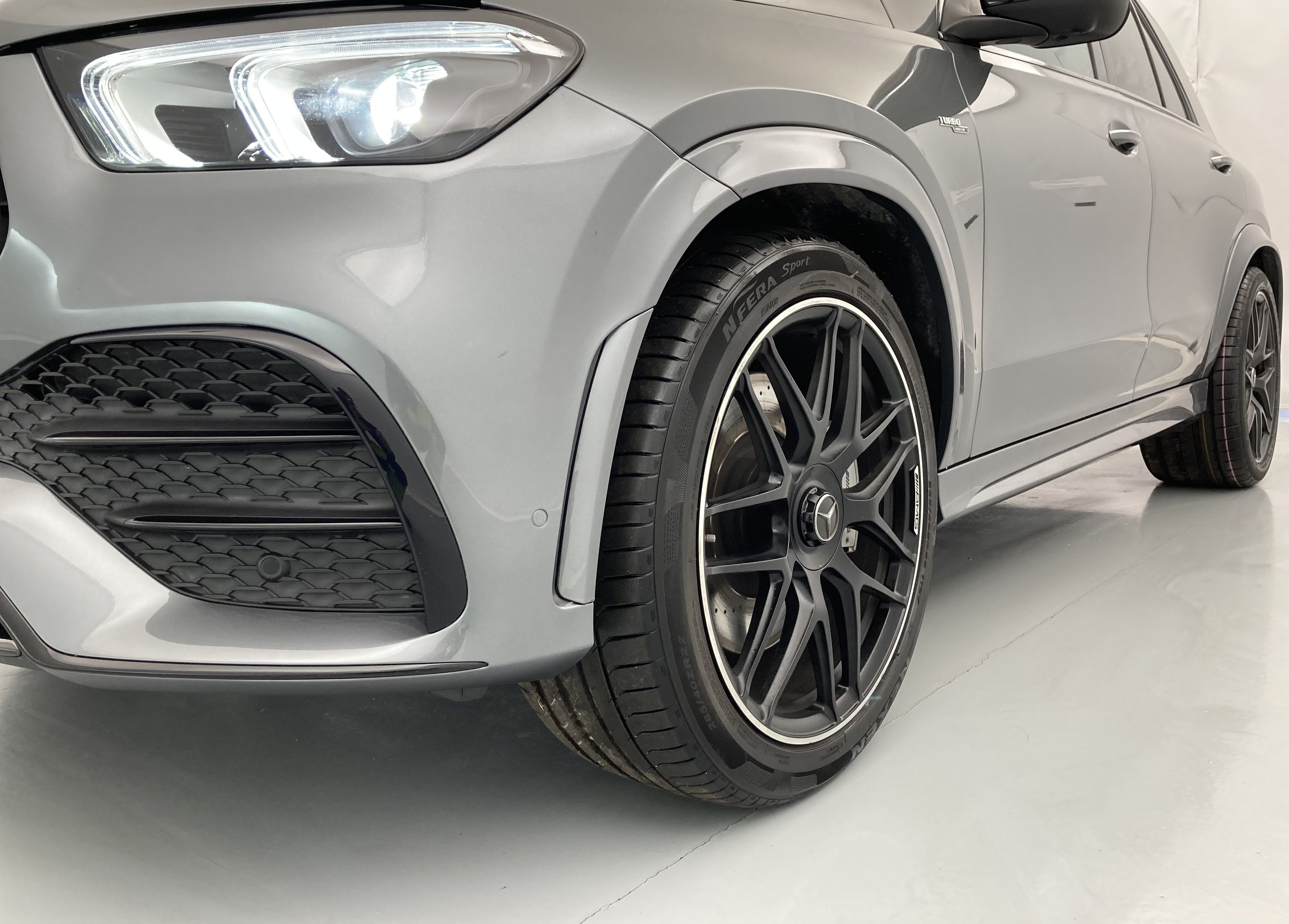 mercedes benz amg gle amg 53 435 DCT 4MATIC+ 2022 gris selenita 29