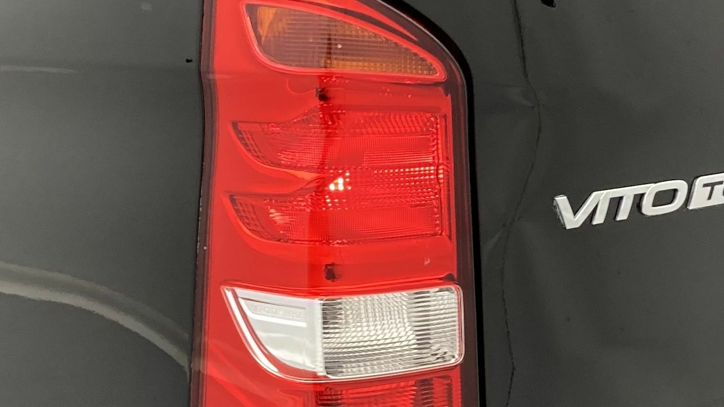 mercedes benz vito combi pro extra largo 114 CDI 136 G-TRONIC 2022 black obsidian metallic 30