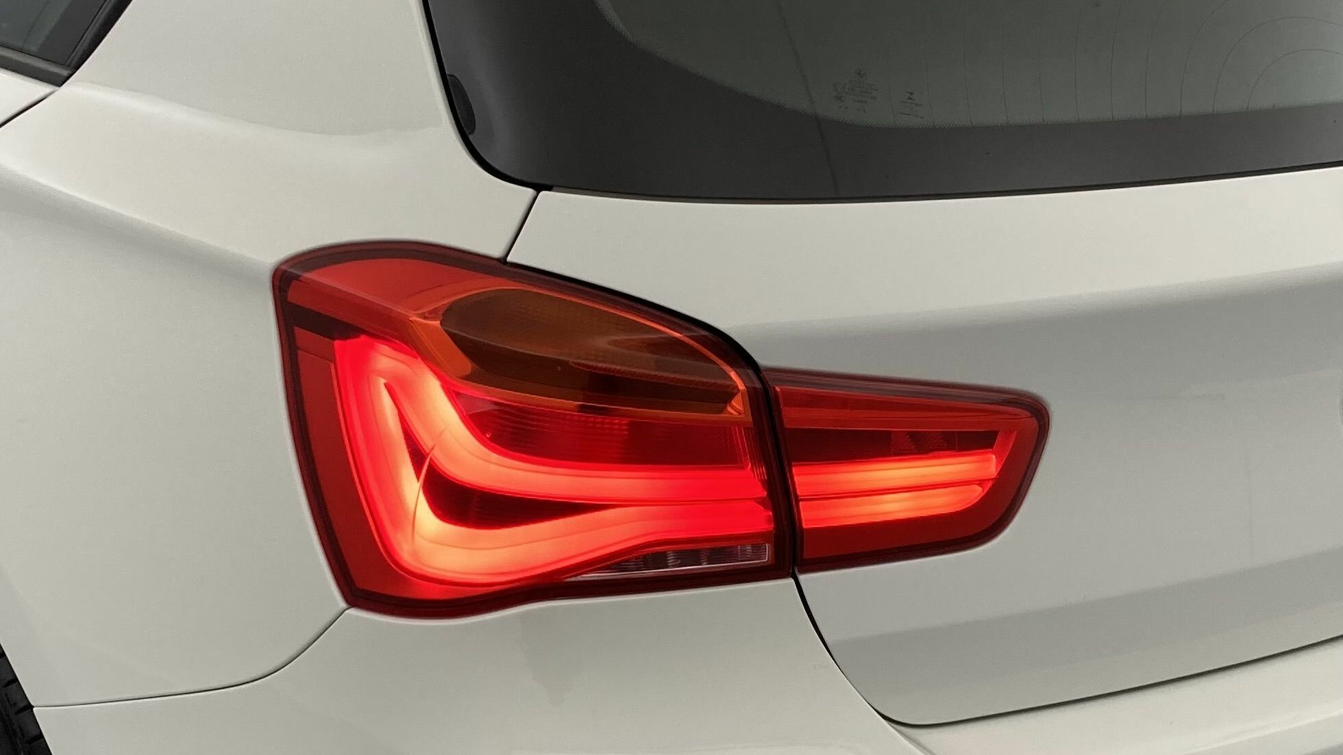 bmw serie 1 nv 116I 109 2018 alpinweiss 30
