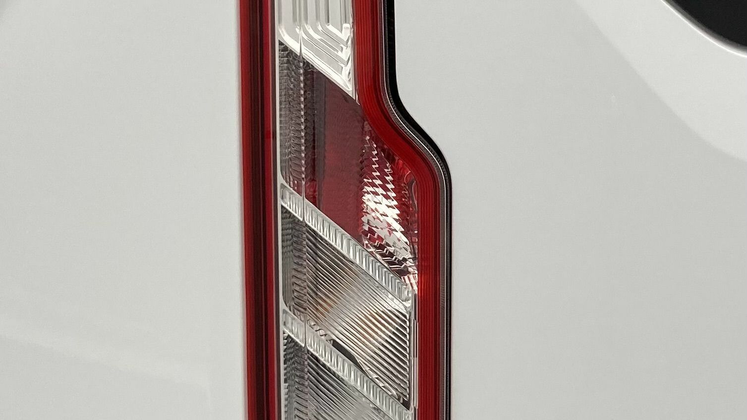 ford transit custom trend l2h1 9pl 2.0 ECOBLUE 130 2023 frozen white 30