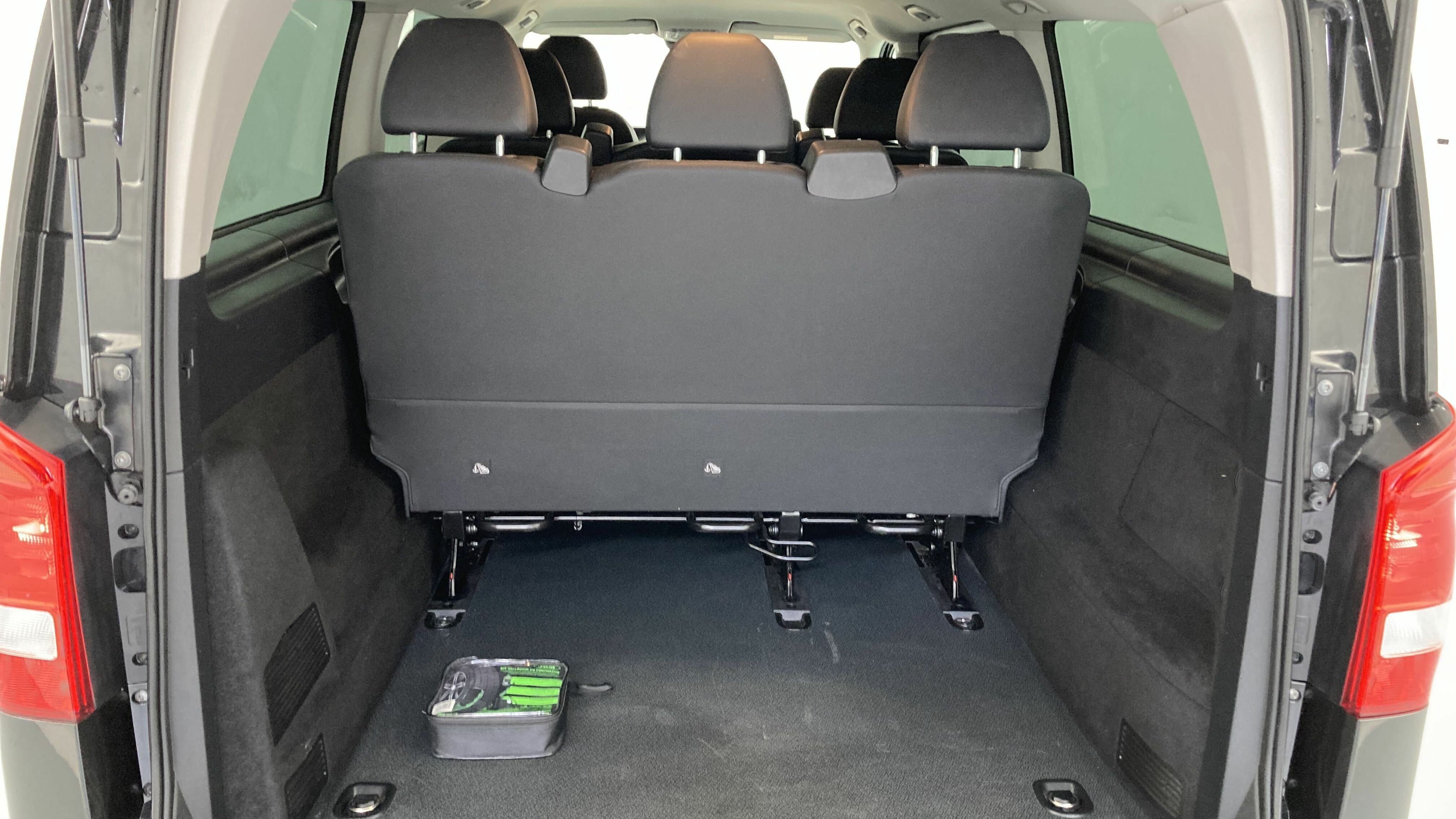 mercedes benz vito combi pro extra largo 114 CDI 136 G-TRONIC 2022 black obsidian metallic 31