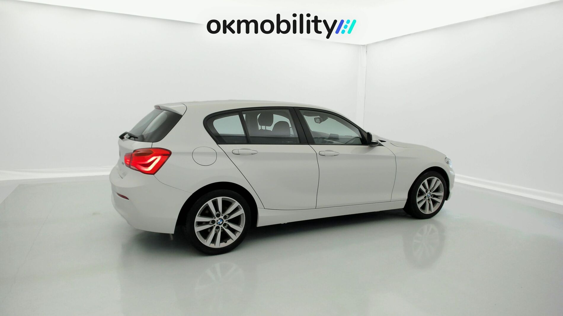 bmw serie 1 nv 116I 109 2018 alpinweiss 12